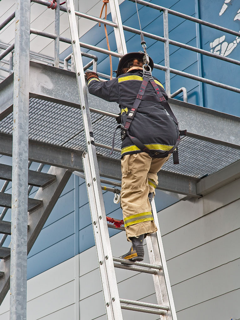 10 Metre Ladder Climb